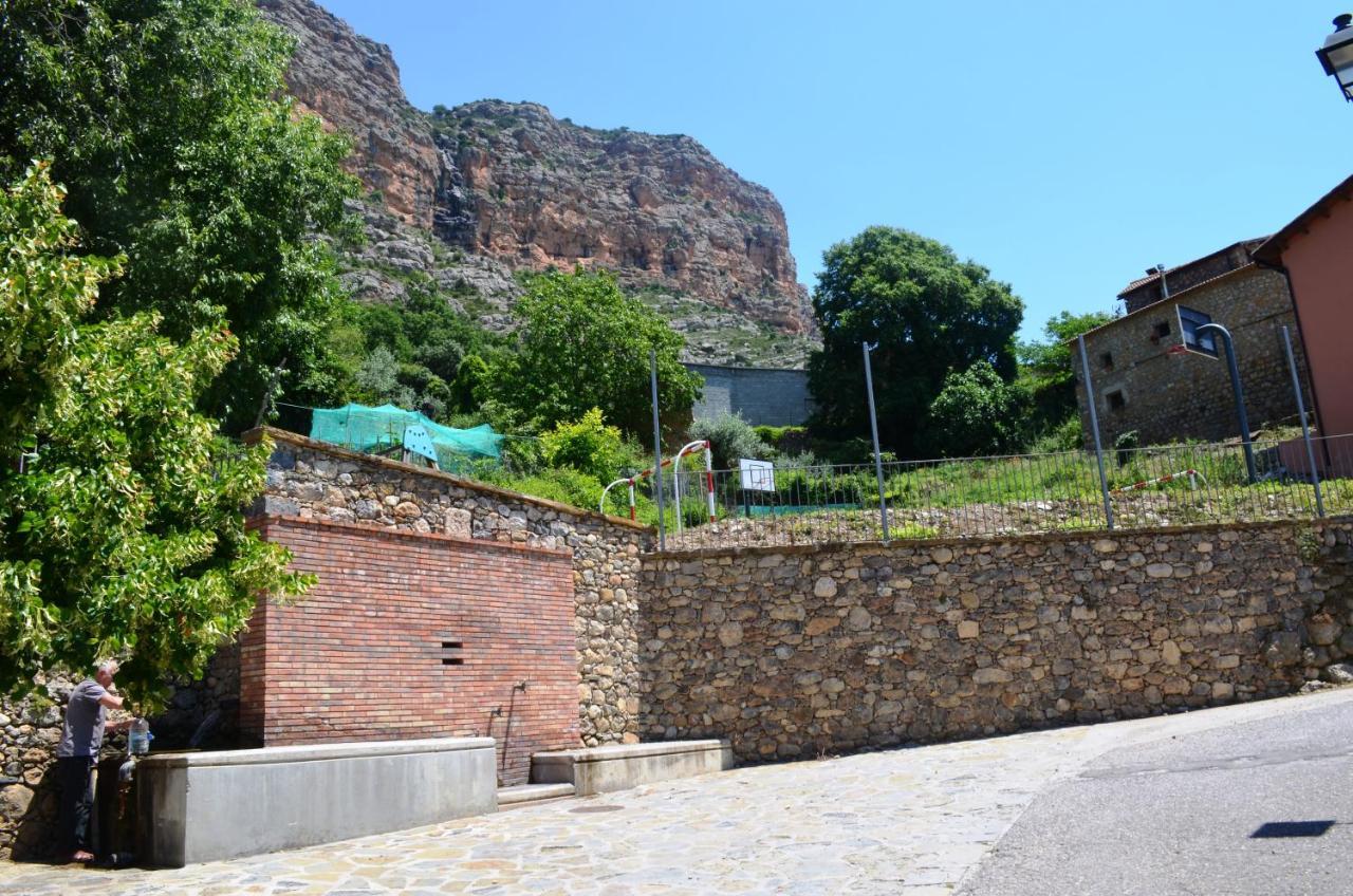 فيلا Casa Corroncui Sant Marti de Canals المظهر الخارجي الصورة