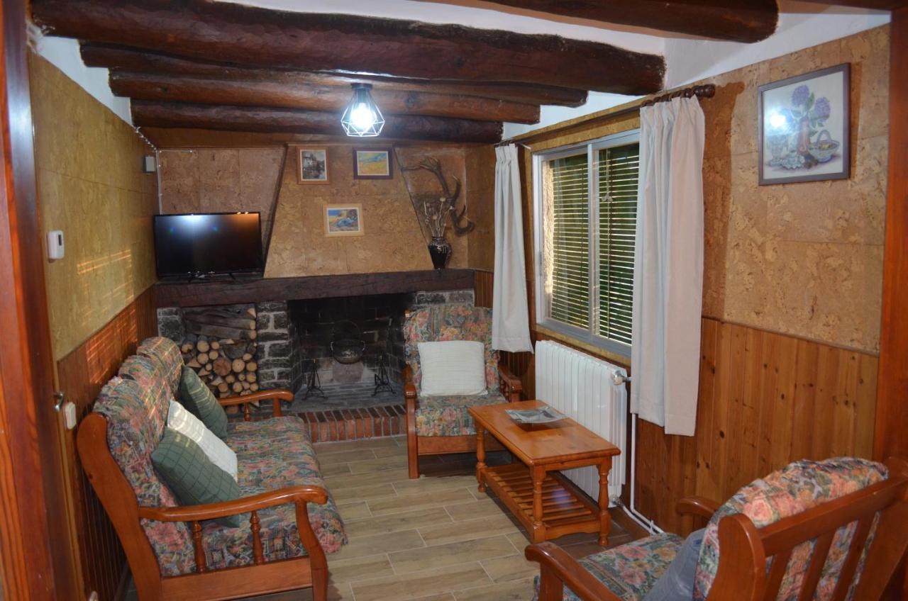 فيلا Casa Corroncui Sant Marti de Canals المظهر الخارجي الصورة